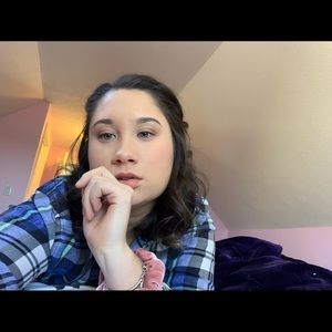 Meet your Posher, Abby